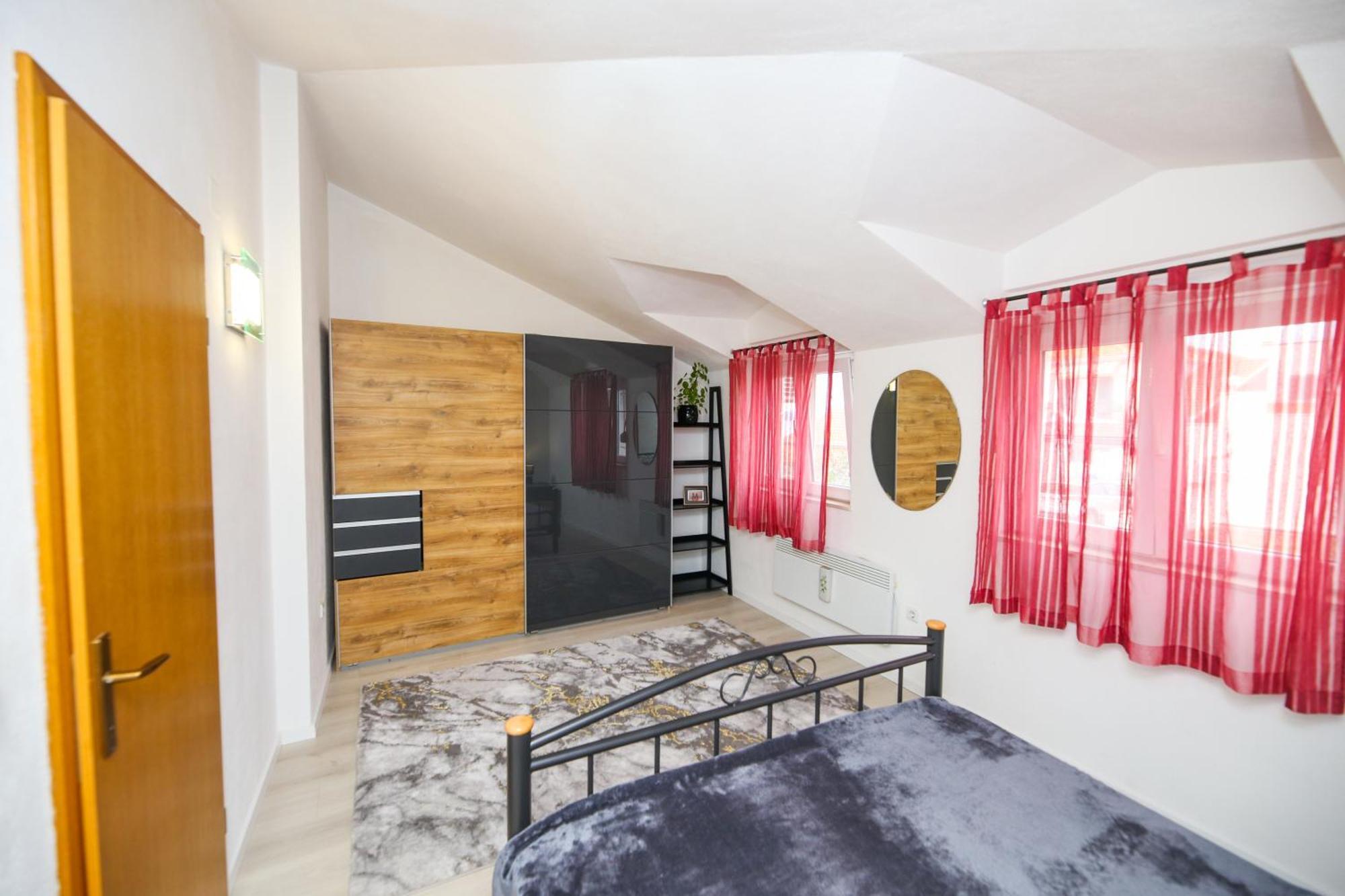 Apartments Vaska 特罗吉尔 外观 照片
